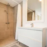 Hébergement de vacances Three-bedroom In *