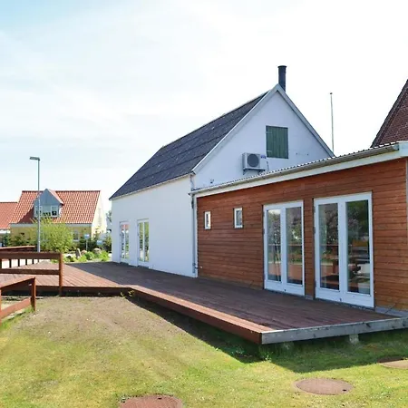 Cozy Home In Glesborg With Wifi Casa de Férias