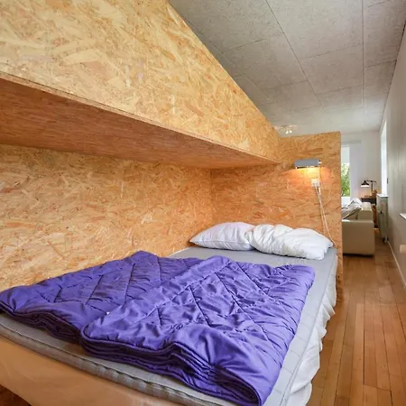 Dom wakacyjny Three-bedroom In *